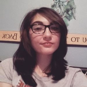 Meet your Posher, Hailey